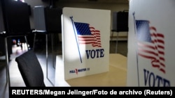 Una cabina de votación en las elecciones primarias en Dayton, Ohio, EEUU, el 19 de marzo de 2024. (Reuters/Megan Jelinger/Archivo)